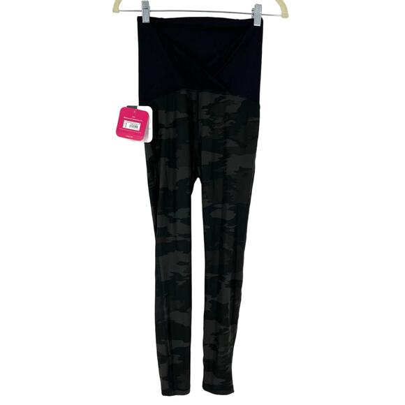 Isabel Maternity Crossover Panel Camo Leggings Women's Size XS Maternity NWT - Picture 2 of 9